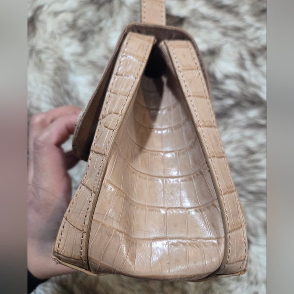 Vintage Etienne Aigner Tan Embossed Cowhide Shoulder Bag - Picture 13 of 15